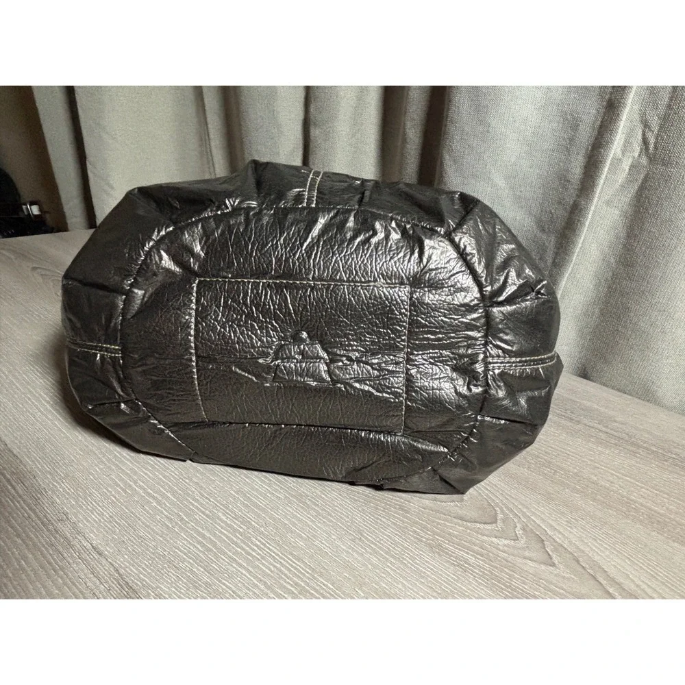Kathy Van Zeeland Metallic Pewter Crinkle Hobo Bag Crowned Heart Y2K Style 90s